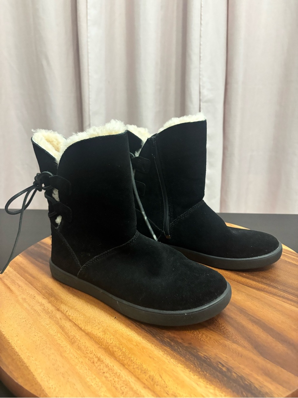 Koolaburra by Ugg Black Shazi Short Boots Size 6
